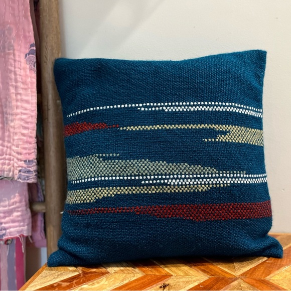 UMANG Handweaves Ranikhet Accent pilllow - Picture 1 of 10